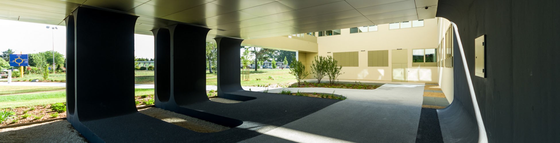 Shirred sleeveless shirtdress